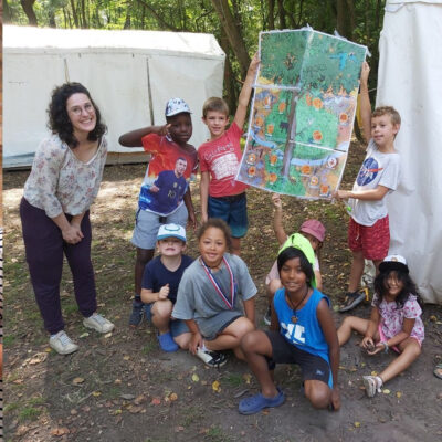 Enfants lors d'un atelier de la Fresque de la Forêt Junior